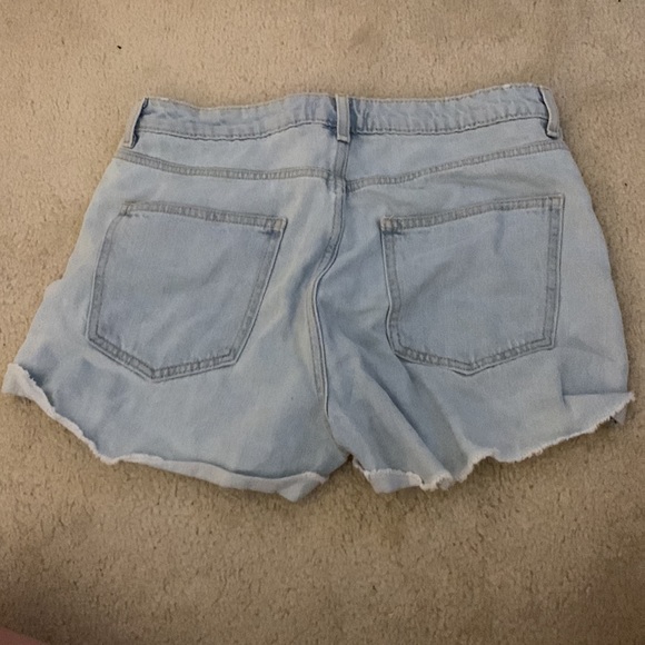 F21 High Rise Mom Shorts - NWOT - Picture 3 of 3
